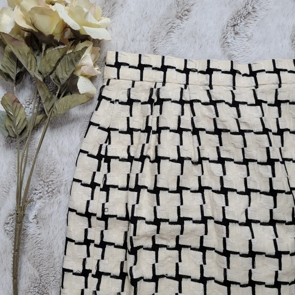 Vintage Carlisle Wool Silk Cream Black Geometric Straight Skirt‎ Size 2